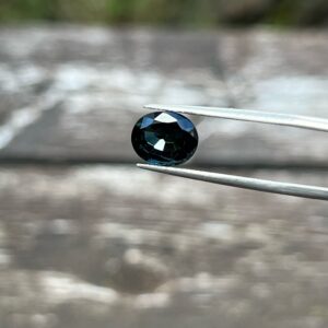 2.93 Carats Spinel (GIA Certified)