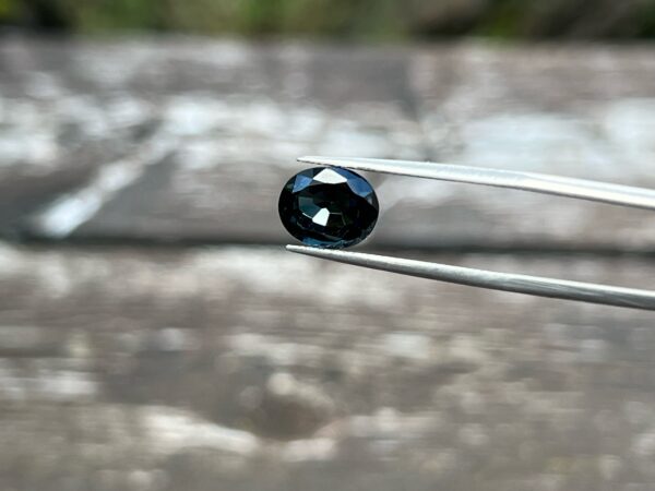 2.93 Carats Spinel (GIA Certified)