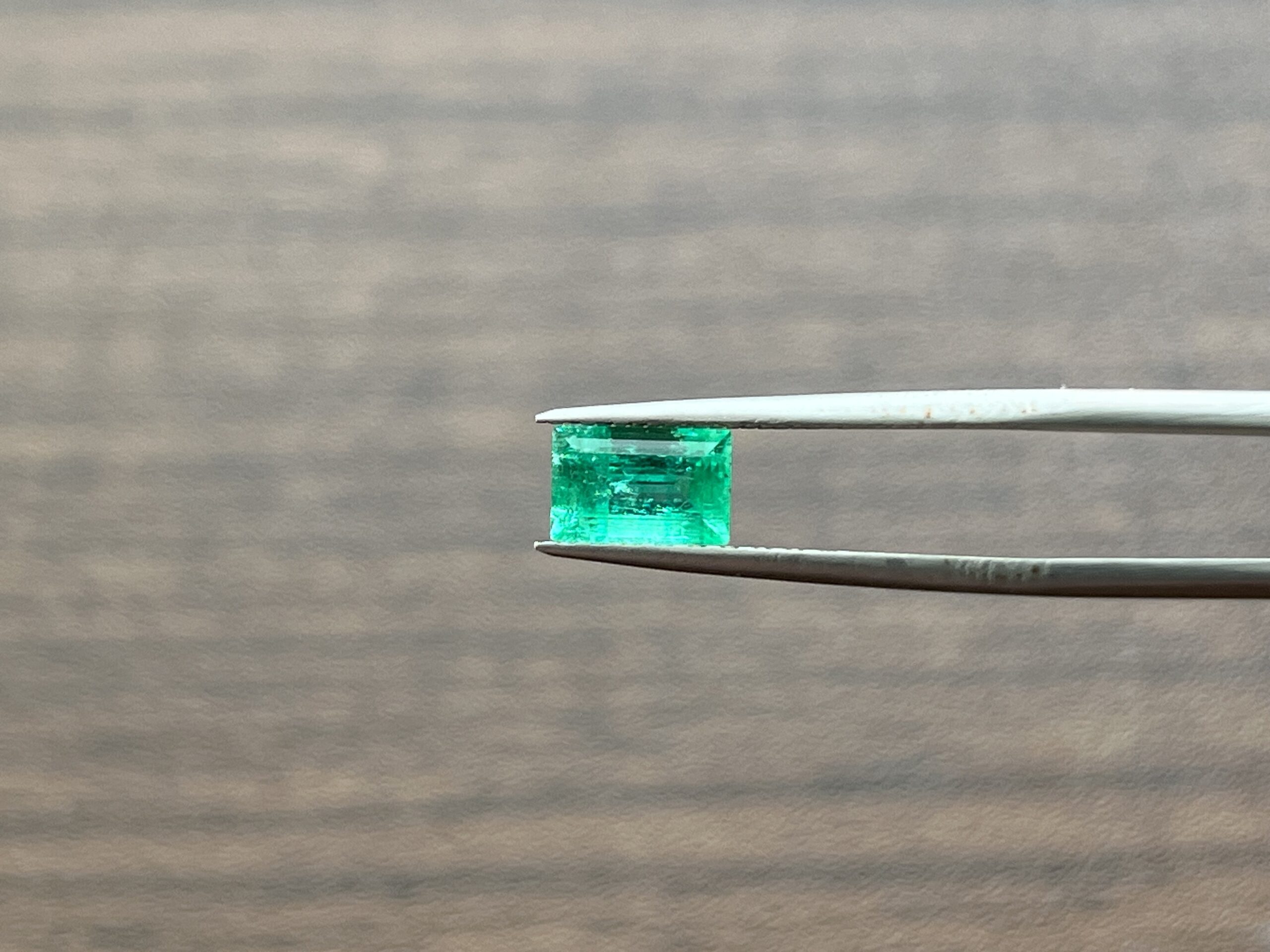 1.16 Carats Emerald (GIA Certified)