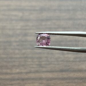 1.33 Carats Spinel (GIA Certified)
