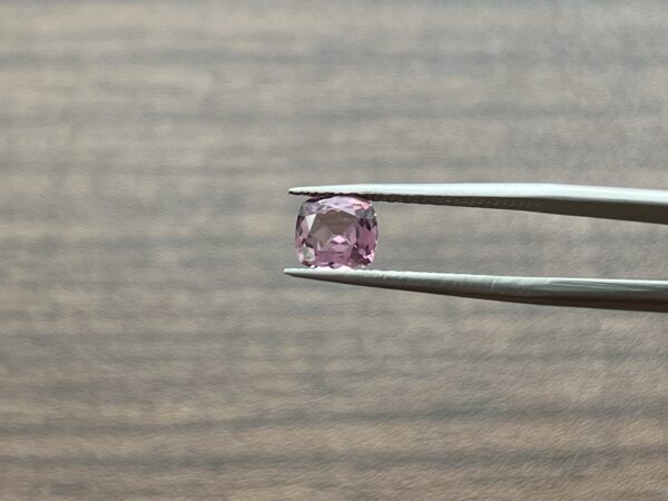1.33 Carats Spinel (GIA Certified)