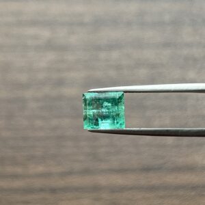 1.57 Carats Emerald (GIA Certified)