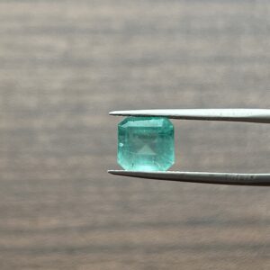 2.9 Carats Emerald