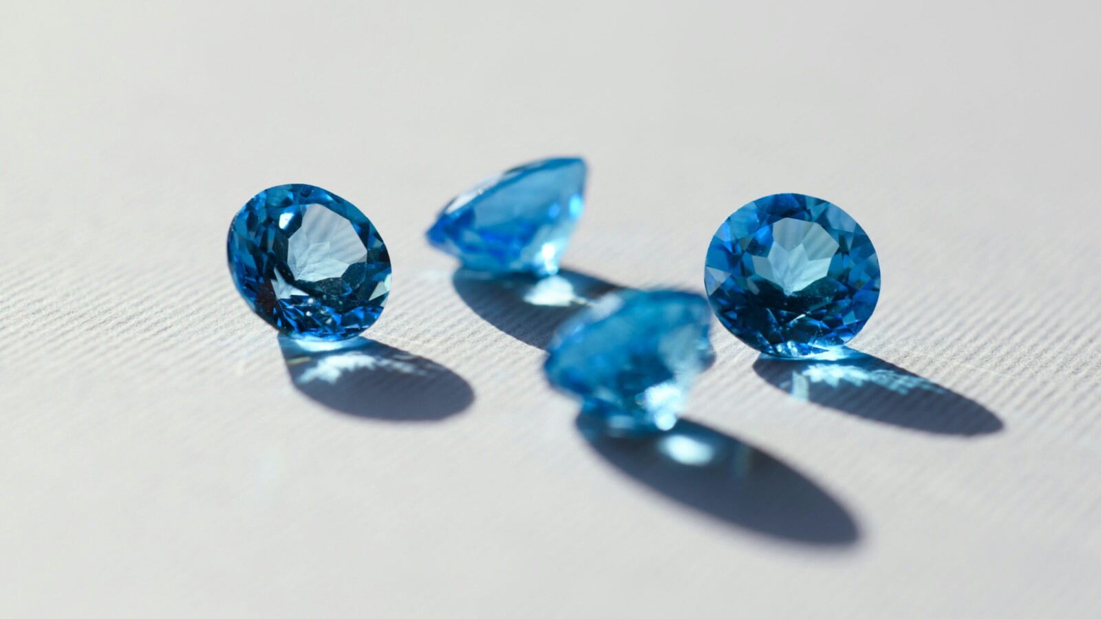 Gemstic decorative image